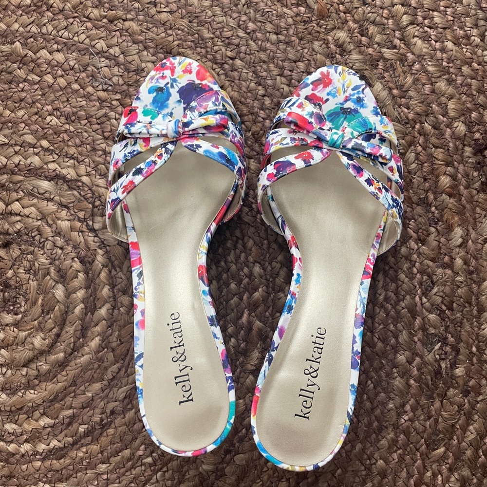 Kelly & Katie Y2K Kitten Heel Slide Size 8M